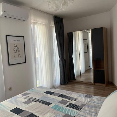 Azzurro Premium Apartment On Bulevard Bogoridi 布尔加斯 外观 照片
