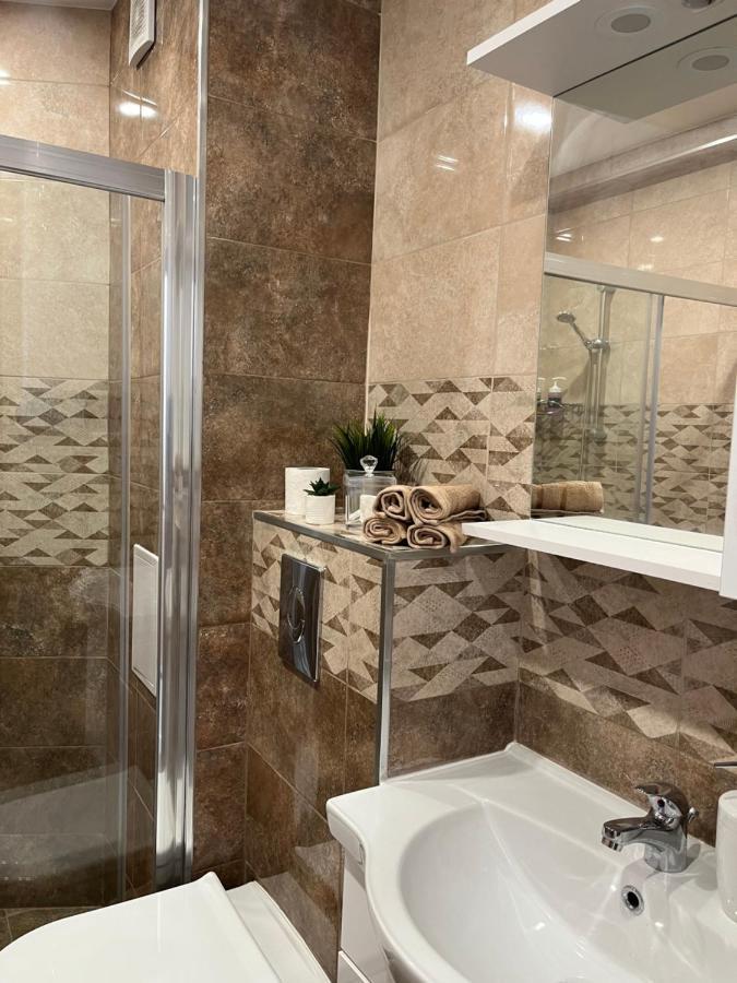 Azzurro Premium Apartment On Bulevard Bogoridi 布尔加斯 外观 照片
