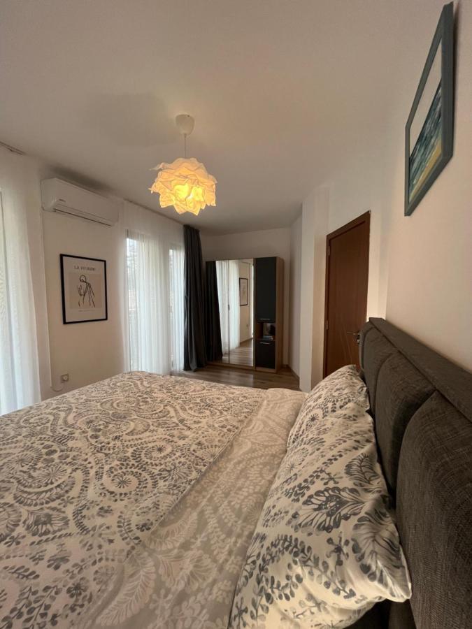 Azzurro Premium Apartment On Bulevard Bogoridi 布尔加斯 外观 照片