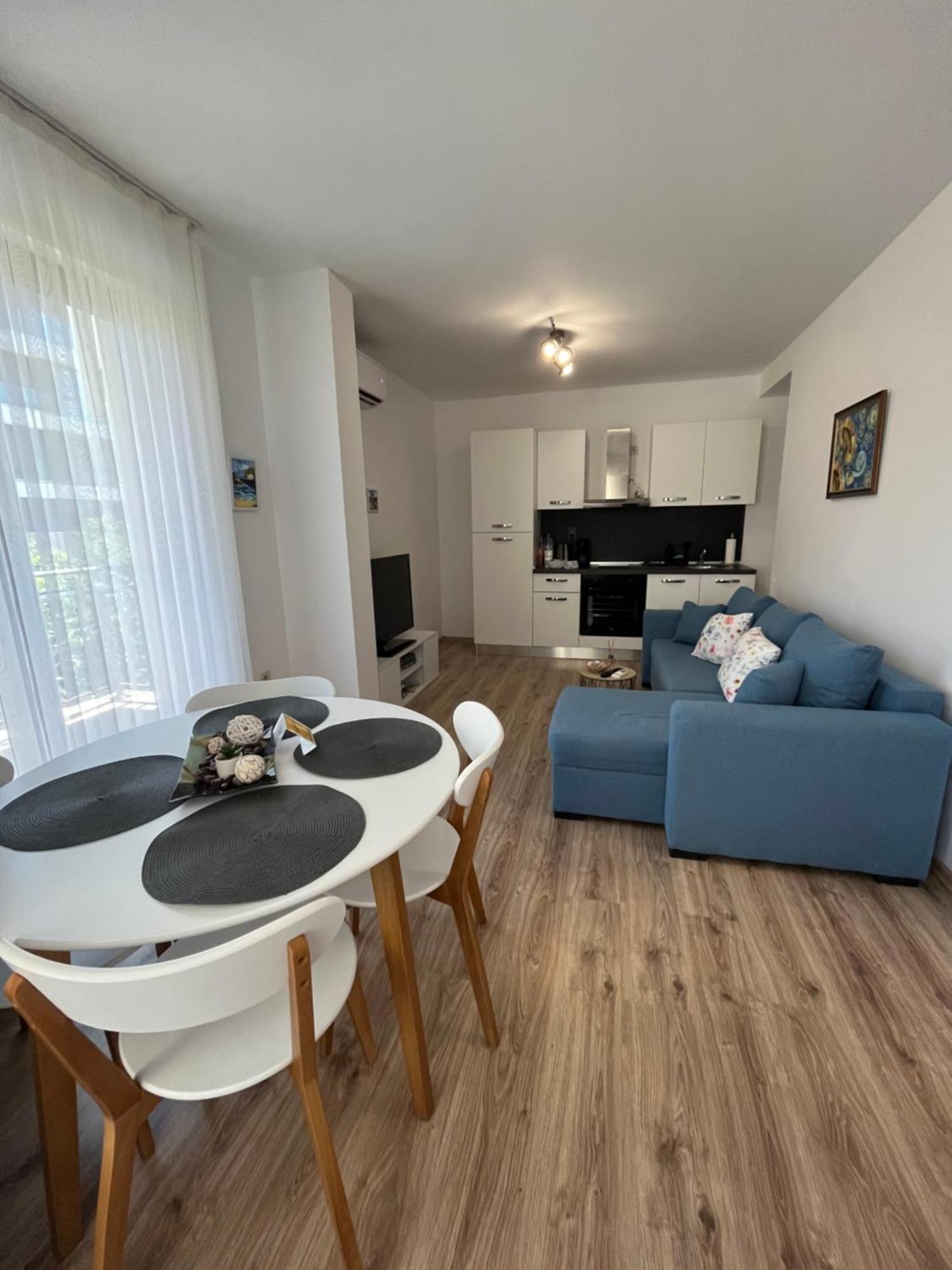 Azzurro Premium Apartment On Bulevard Bogoridi 布尔加斯 外观 照片