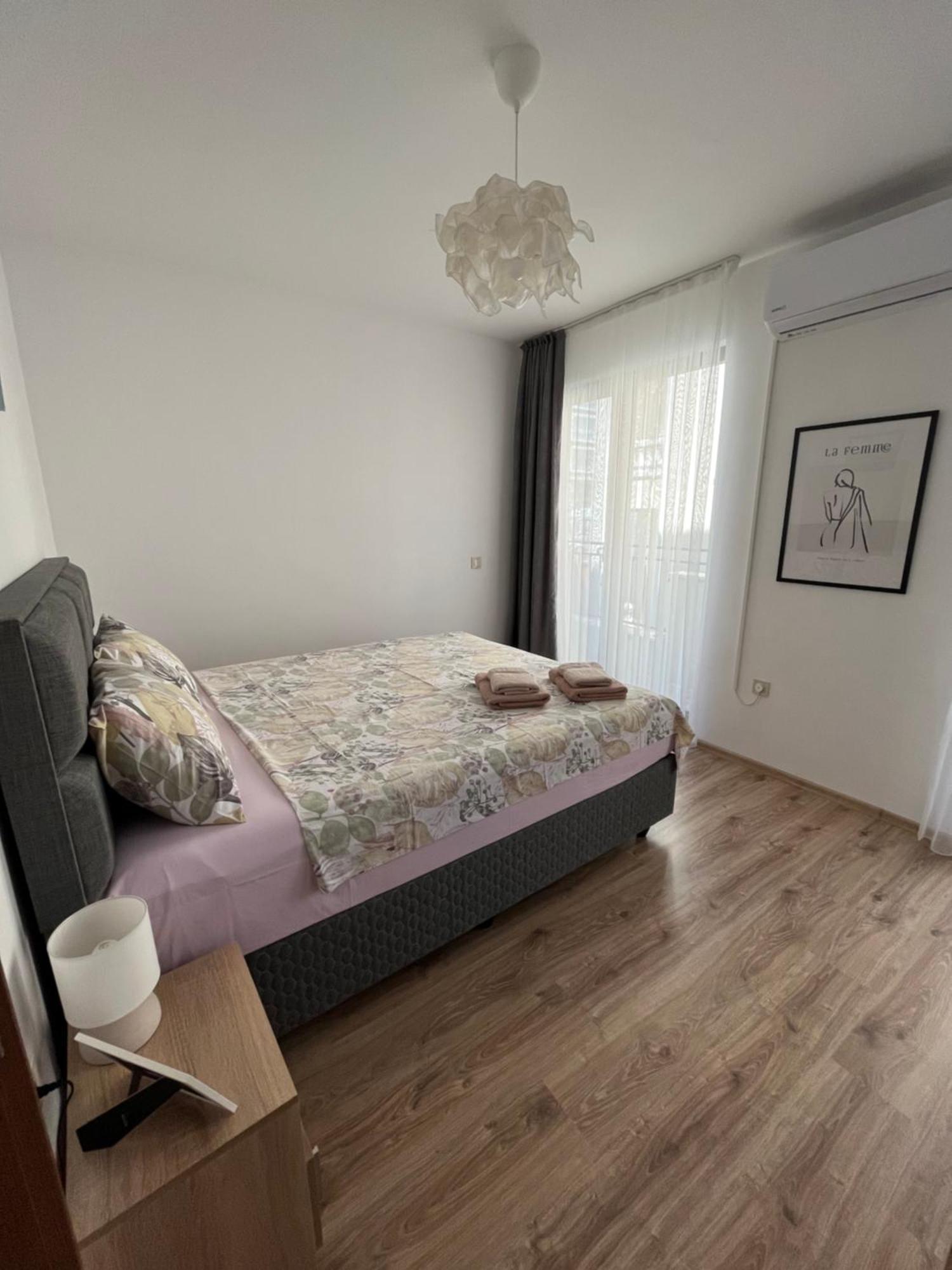 Azzurro Premium Apartment On Bulevard Bogoridi 布尔加斯 外观 照片