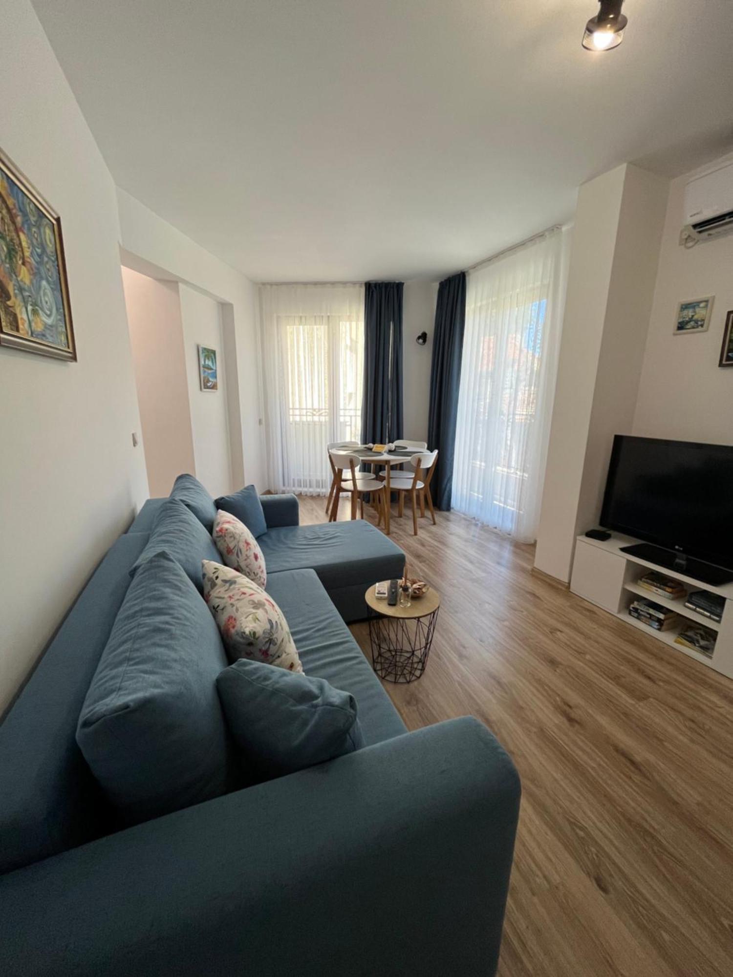 Azzurro Premium Apartment On Bulevard Bogoridi 布尔加斯 外观 照片